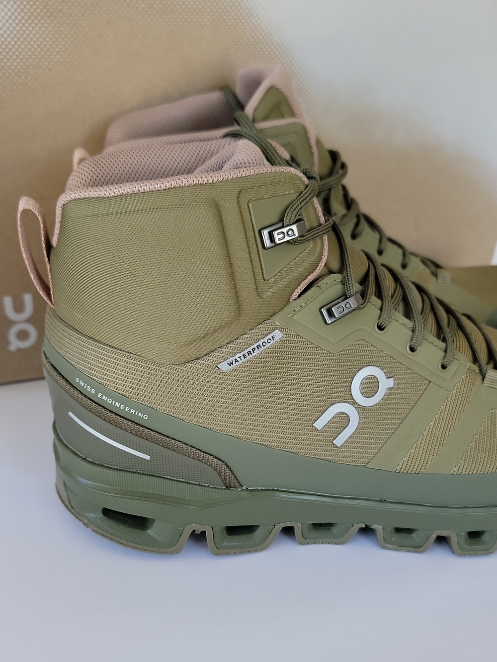 On Cloudrock Waterproof Women's Mid Top Hiking Shoes Green Lace Up 23-99245 - Picture 5 of 10